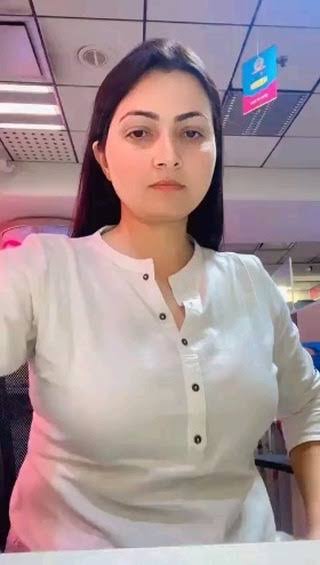 News Reporter Chitra Tripathi Original Viral Video Clips , Chitra Tripathi Leaked Private Video Download Link